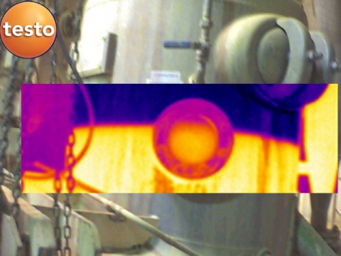 Fusion dans l'image d'une thermographie de cuve industrielle